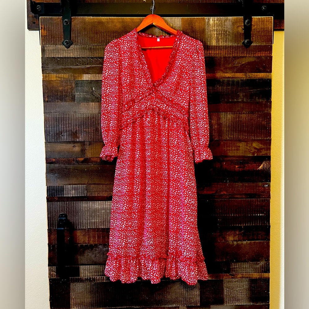 Red/white dress.